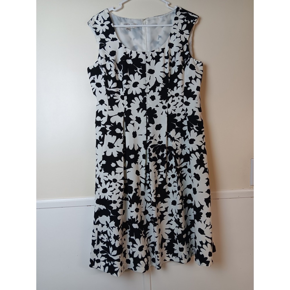 Kasper Dress Womens 10 White Black Floral A-Line Sleeveless Knee Length Work